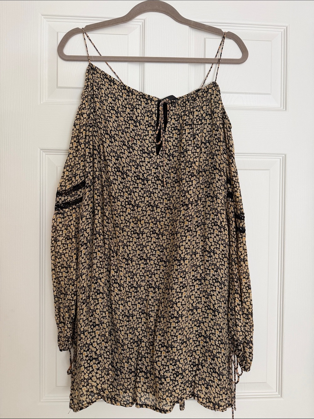 Zara Black and Cream Floral Off-Shoulder Dress